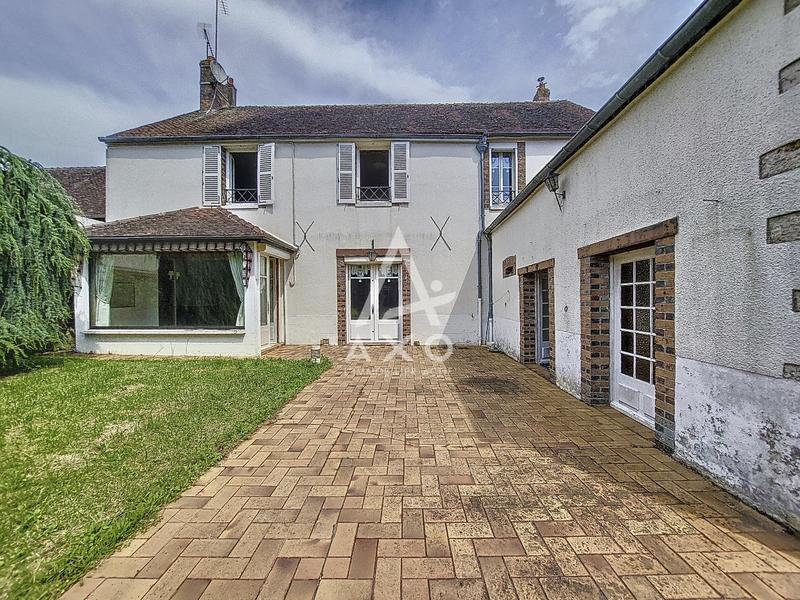 Maison de ville - 210 m² - 9 pièces