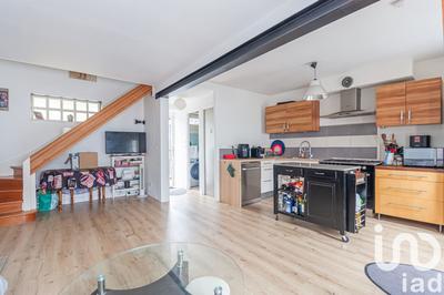 Maison de ville - 75 m² - 5 pièces