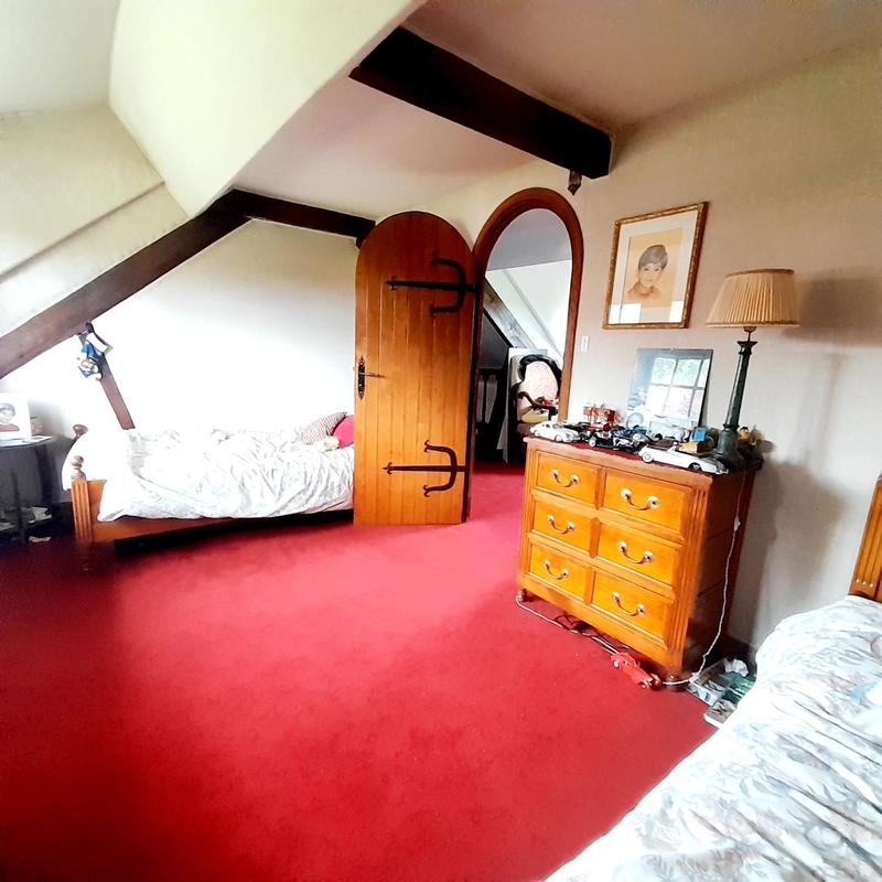 Maison ancienne - 265 m² - 8 pièces