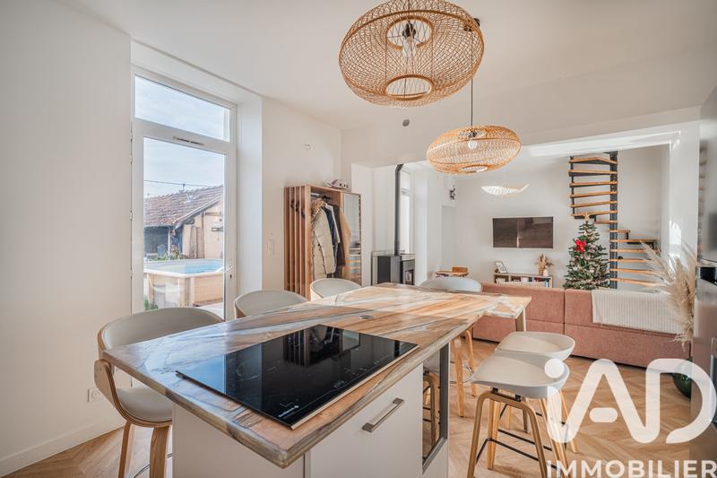 Maison - 101 m² - 4 pièces