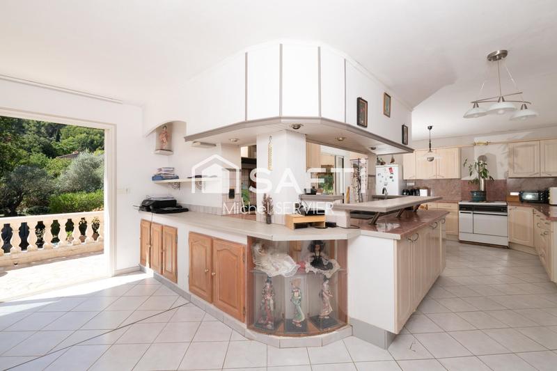 Maison - 128 m² - 5 pièces