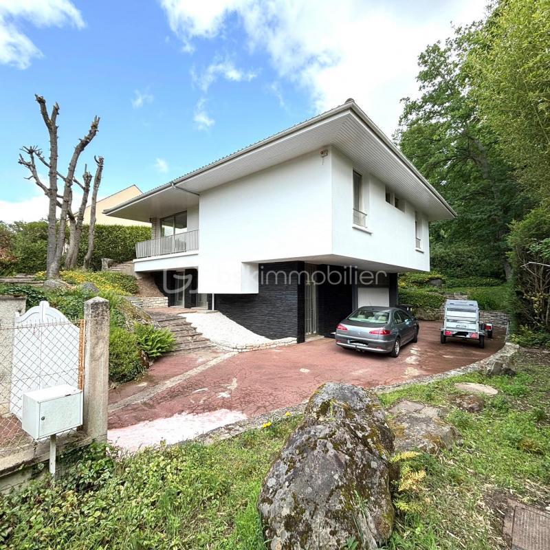 Maison d'architecte - 140 m² - 5 pièces