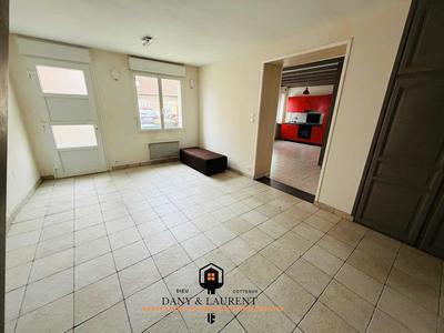 Maison - 71 m² - 5 pièces