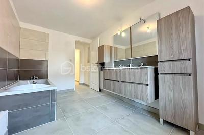 Maison de village - 117 m² - 5 pièces