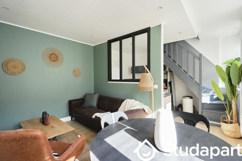 Chambre - 9 m² - 1 pièce