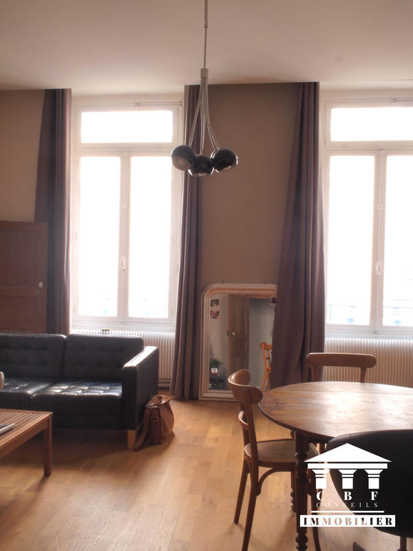 Appartement - 87 m² - 3 pièces