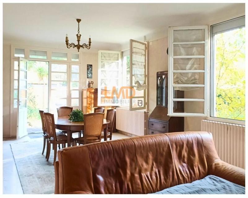 Villa - 204 m² - 8 pièces