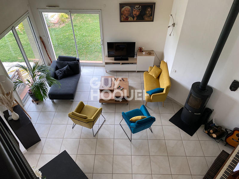 Maison - 160 m² - 5 pièces