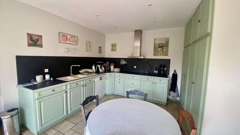 Maison - 274 m² - 7 pièces