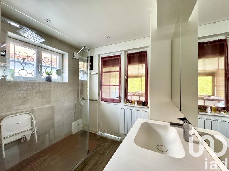 Maison - 179 m² - 8 pièces