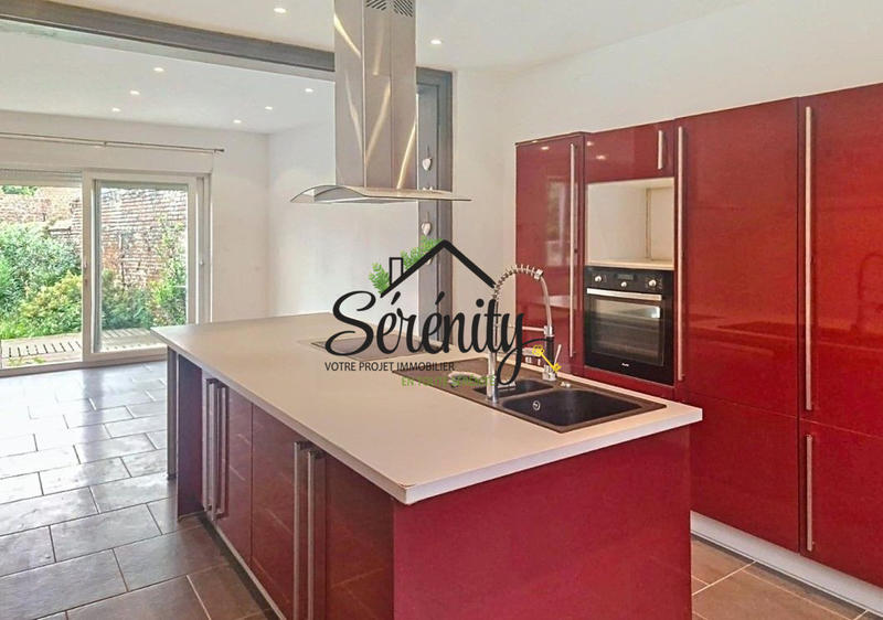 Maison ancienne - 215 m² - 5 pièces