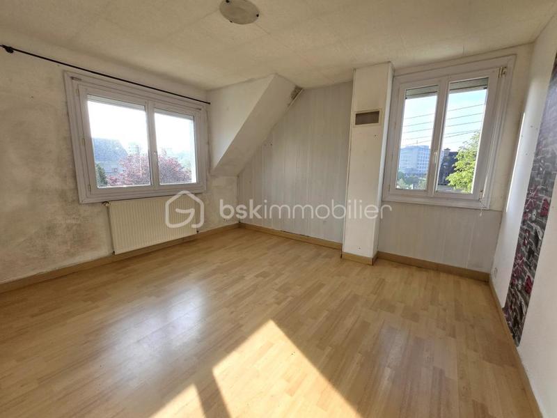 Maison - 101 m² - 5 pièces