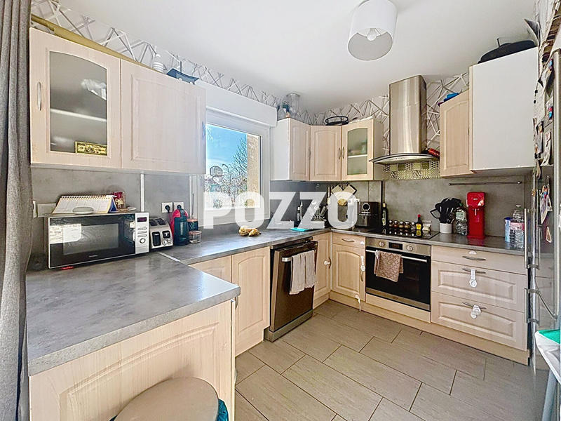 Maison - 106 m² - 6 pièces