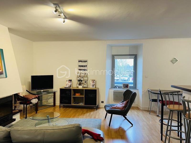 Maison - 274 m² - 10 pièces