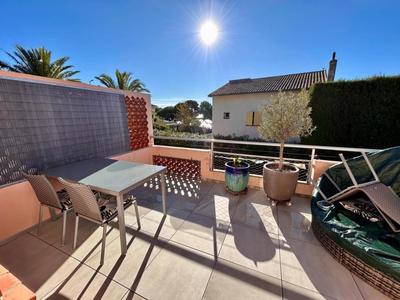 Appartement - 95 m² - 3 pièces