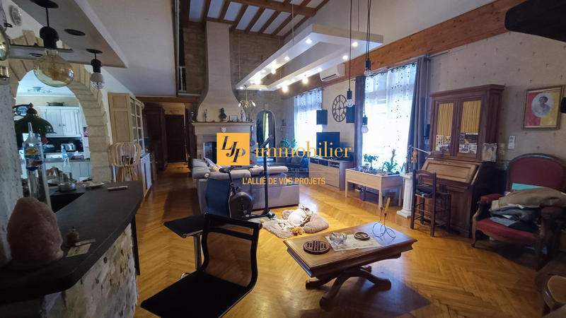 Villa - 177 m² - 6 pièces