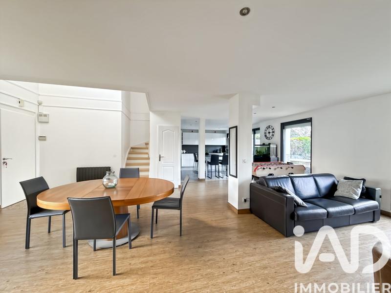 Maison - 155 m² - 6 pièces