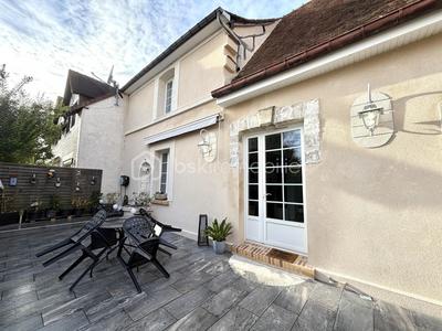 Maison - 118 m² - 6 pièces