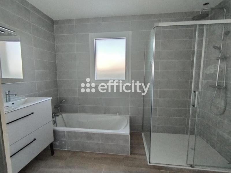 Maison - 155 m² - 6 pièces