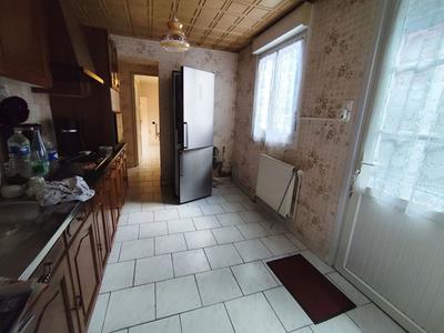 Maison - 92 m² - 4 pièces