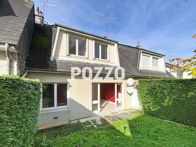 Maison - 95 m² - 5 pièces