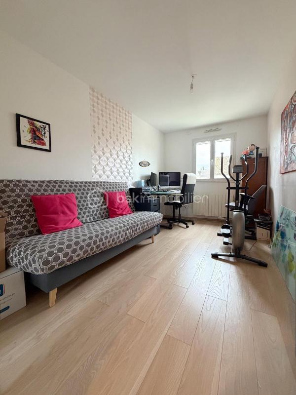 Maison - 109 m² - 6 pièces