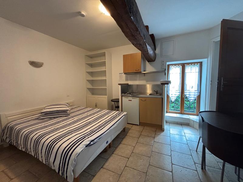 Maison ancienne - 546 m² - 23 pièces