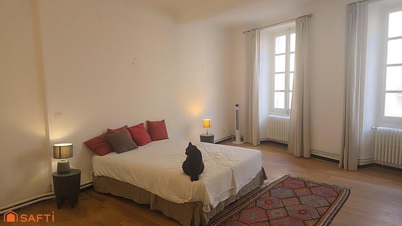 Maison - 200 m² - 6 pièces