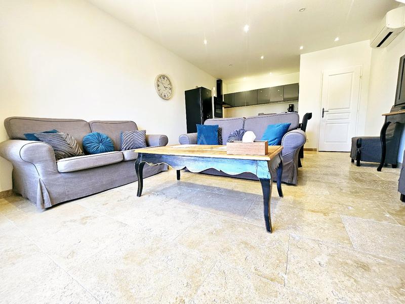 Appartement ancien - 63 m² - 4 pièces