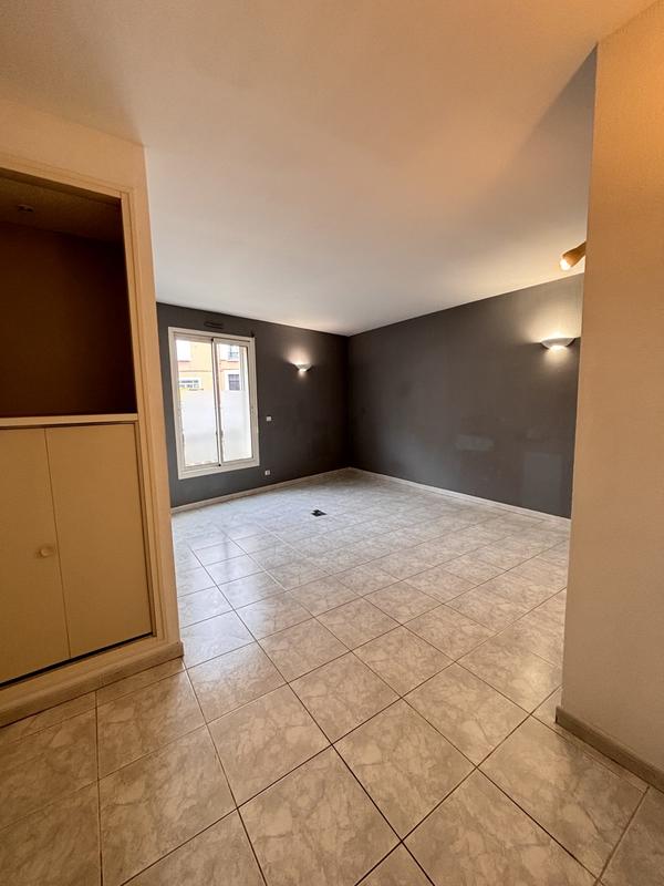 Local commercial - 139 m²