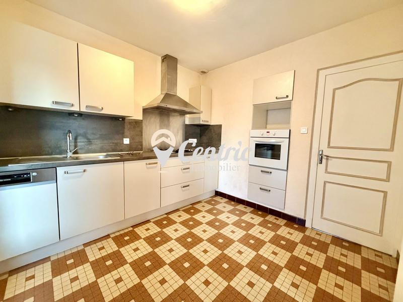 Maison - 92 m² - 3 pièces