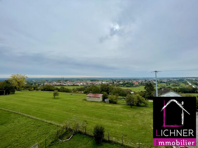 Appartement - 80 m² - 4 pièces