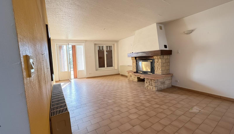 Maison ancienne - 373 m² - 10 pièces