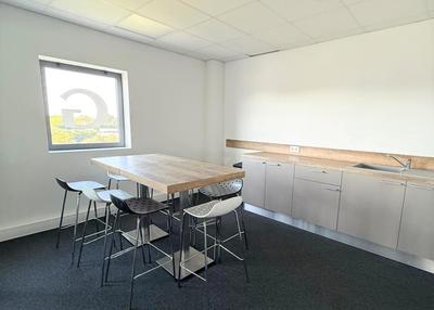Bureau - 145 m² - 3 pièces