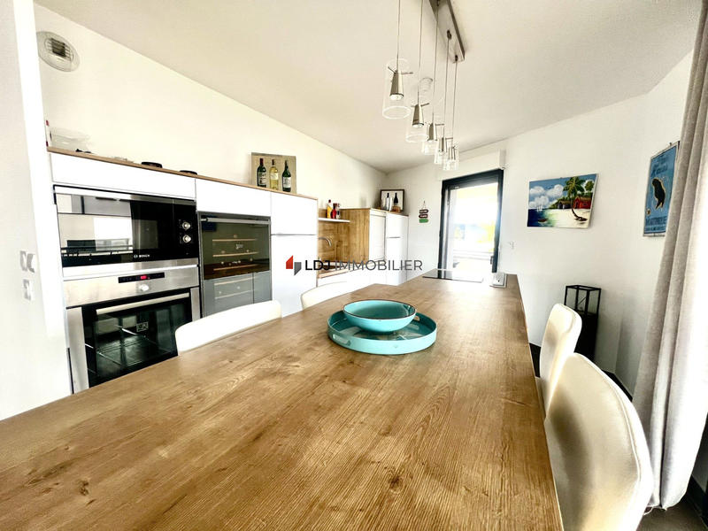 Appartement - 96 m² - 4 pièces