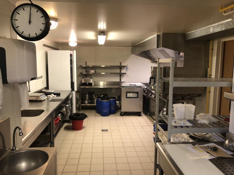 Fonds de commerce - Local commercial - 120 m²