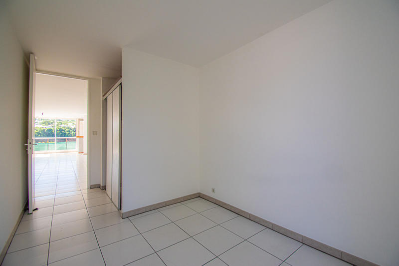 Appartement - 96 m² - 3 pièces