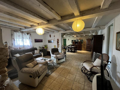 Maison - 140 m² - 7 pièces