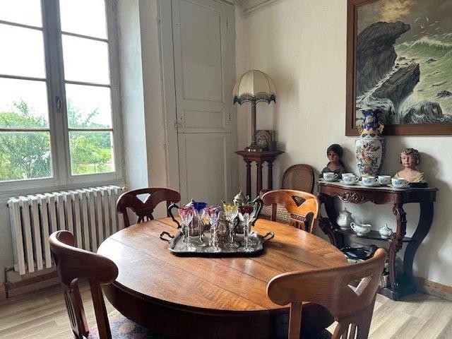 Maison de village - 141 m² - 7 pièces