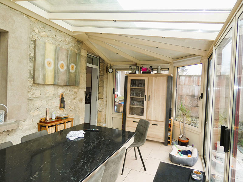 Maison - 203 m² - 7 pièces