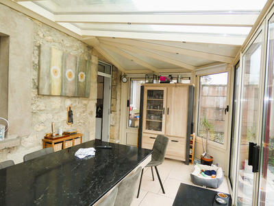 Maison - 203 m² - 7 pièces