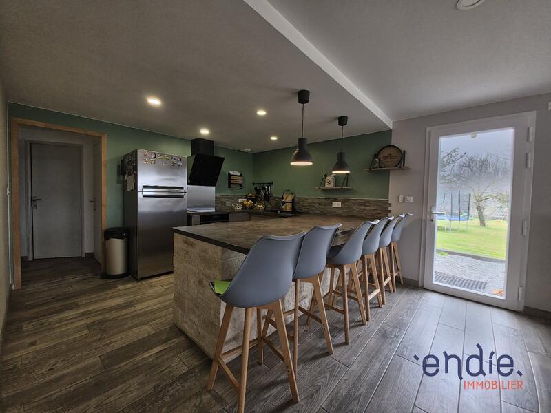 Maison - 173 m² - 8 pièces