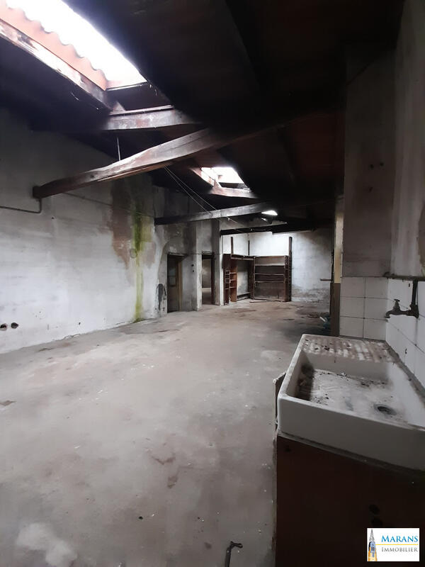 Maison ancienne - 136 m² - 8 pièces