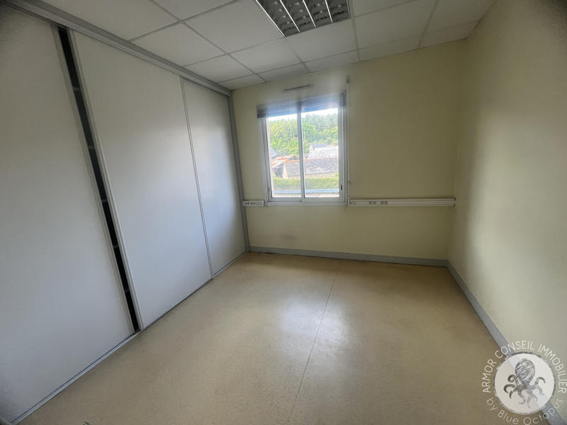 Bureau - 250 m²