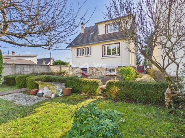 Maison - 83 m² - 4 pièces