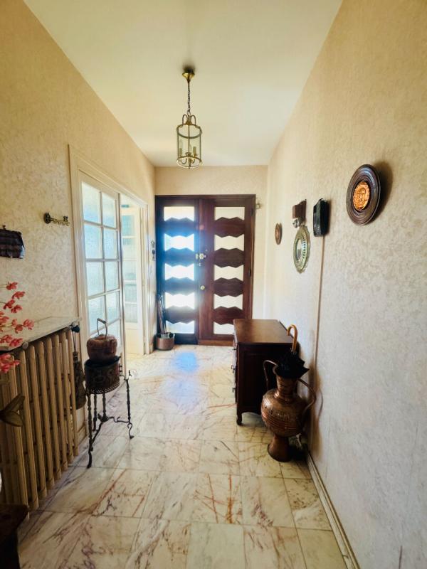 Maison - 182 m² - 7 pièces