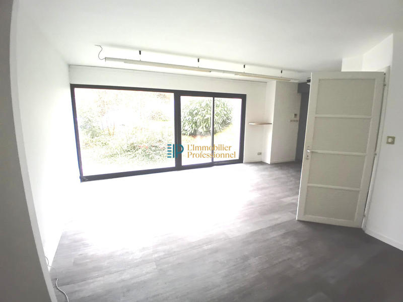 Bureau - 470 m²