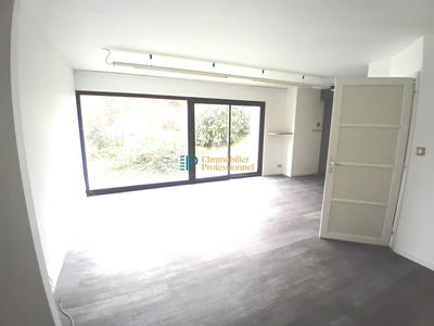 Bureau - 470 m²