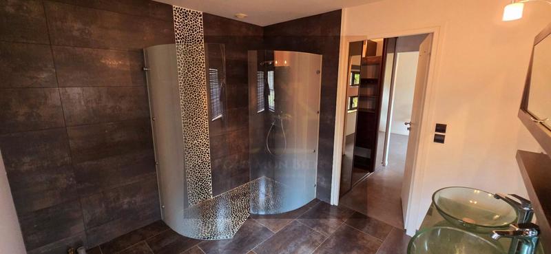 Maison - 163 m² - 7 pièces