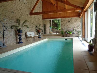 Maison - 400 m² - 10 pièces